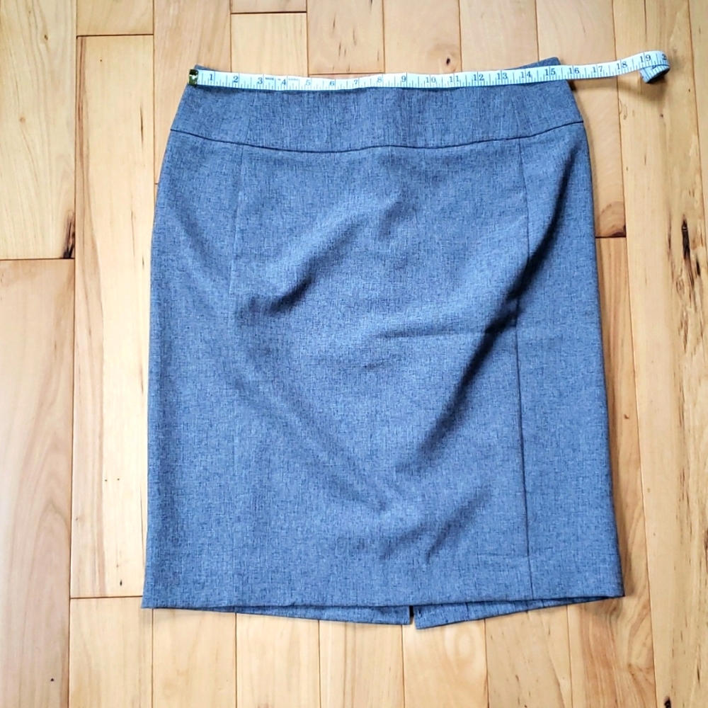 Womens skirt Size 8